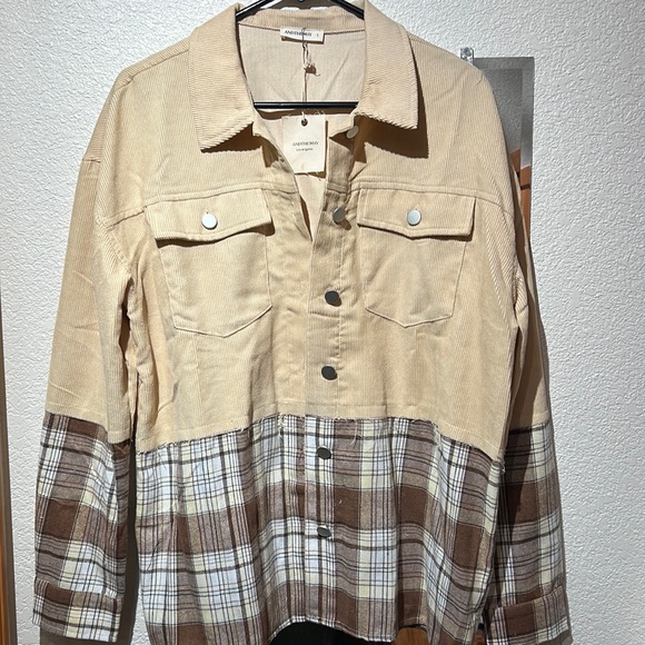 Andtheway Shacket - Picture 2 of 7